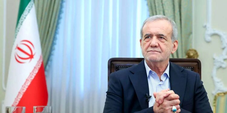 استوری جنجالی عضو شورای شهر رشت/ درخواست از اسرائیل درباره ترور پزشکیان!