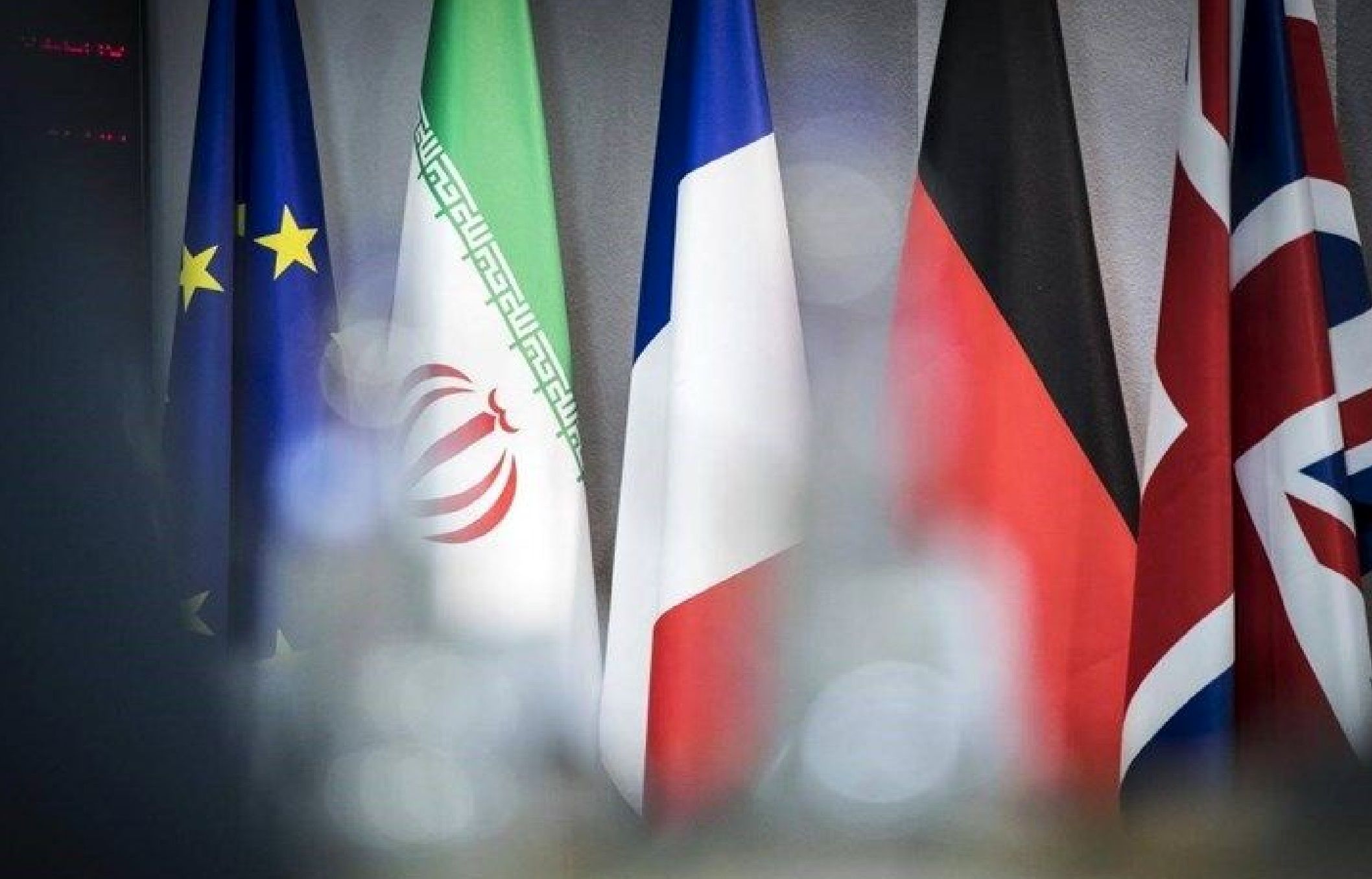 حضور هیئت‌های دیپلماتیک اروپایی در کنسولگری ایران در استانبول + فیلم
