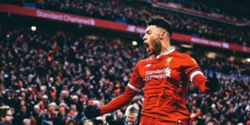 بمب خبری در استقلال با یک نام بزرگ/ ستاره سابق لیورپول و آرسنال به آبیها لینک شد؟