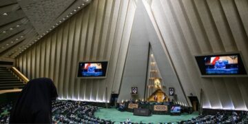 بررسی مجدد ایرادات شورای نگهبان در طرح تشدید مجازات جاسوسی