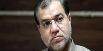 انتقاد صریح مهدی فضائلی از حسن روحانی؛ روح حاکم بر راهحلهای پیشنهادی شان بوی آزاردهنده ذلت و حقارت میدهد/بفهمید چه کار میکنید!