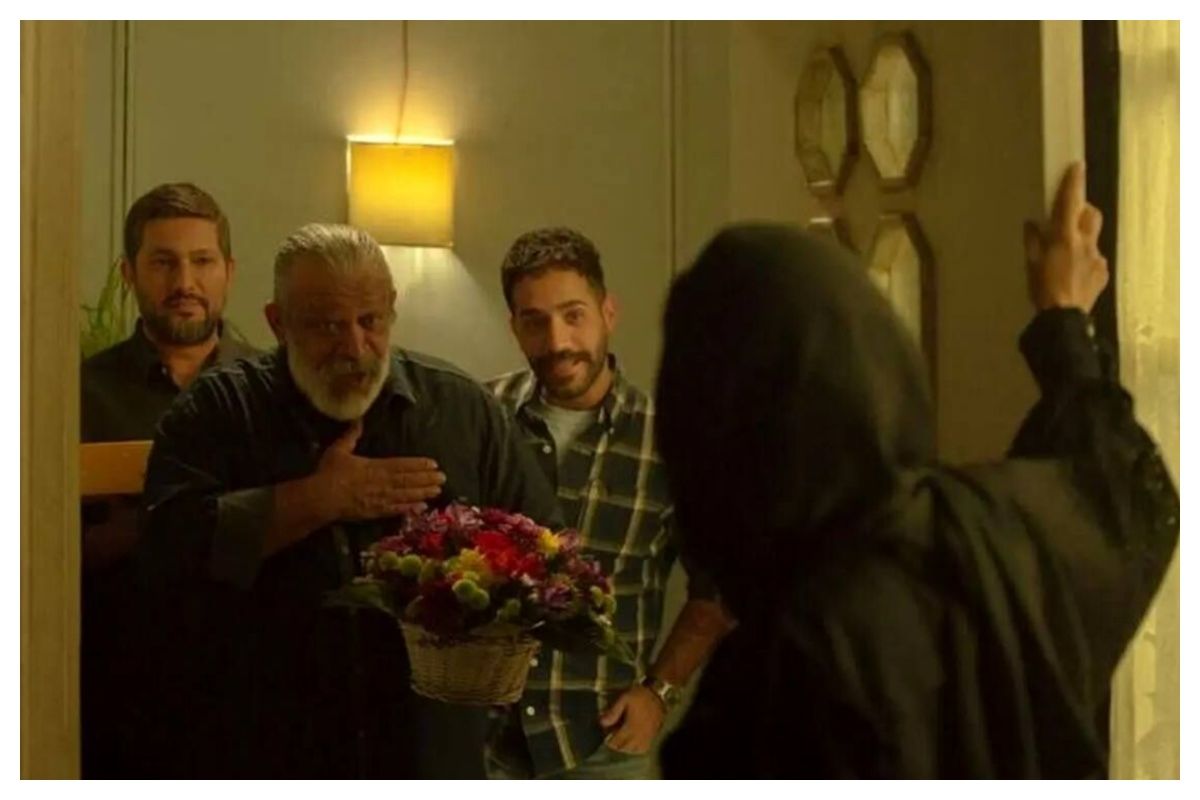 تیغ ساترا بر گردن پیرپسر / پخش آنلاین متوقف شد